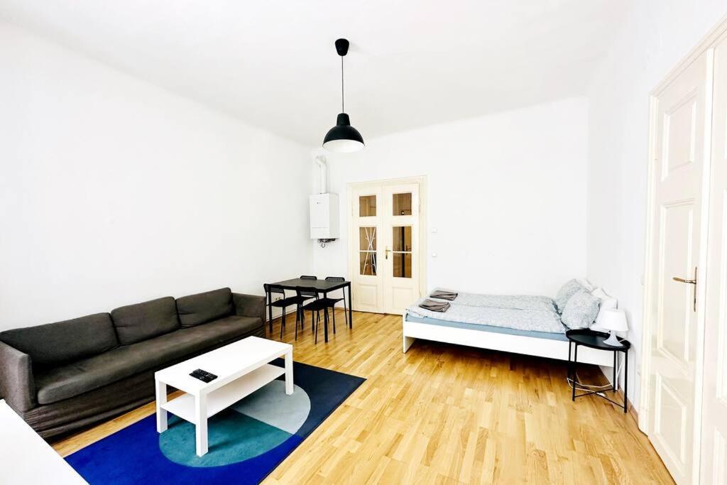 Best Location - Cozy City Centre Apartment Wien Eksteriør billede